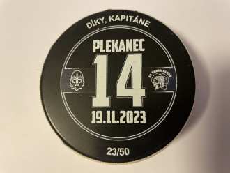 Škoda Plzeň goal puck (Tim Söderlund - 2:4), KLA vs PLZ 2:4, 19/11/23